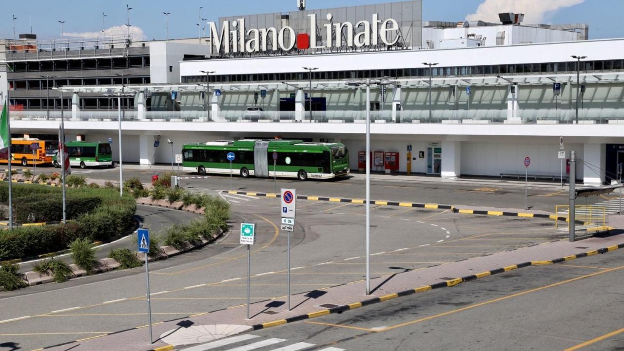 Appartamento DeLuxe con parcheggio gratuito Segrate Esterno foto